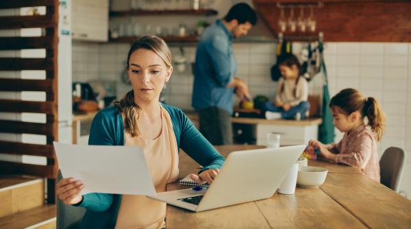 horoscop aprilie 2024 zodia care trebuie sa lase cariera deoparte si sa se ocupe de familie