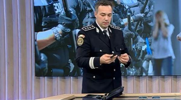 cum functioneaza o bratara de monitorizare comunica cu telefoanele si cu dispeceratul politiei foto