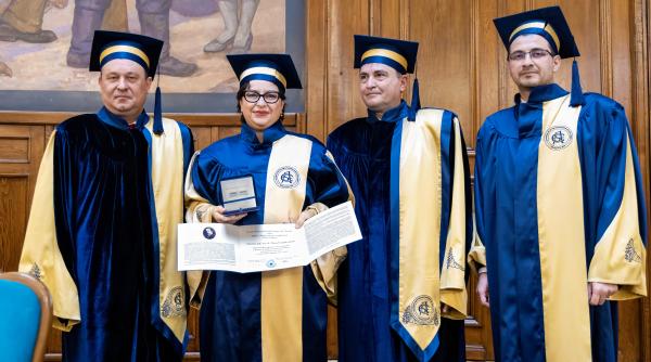 ase a conferit doamnei profesor crengut a ioana leaua meritul universitar cu medalie de aur virgil madgearu