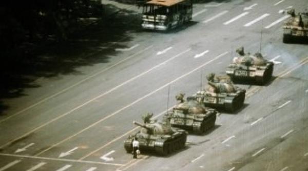 azi in istorie in 1976 s a intamplat incidentul tiananmen unde o multime de civili au fost ucisi in timpul represiunii guvernamentale din china
