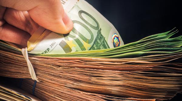 doriti sa cumparati o casa cu un dolar in italia cele mai bune sfaturi de la 3 persoane care au reusit