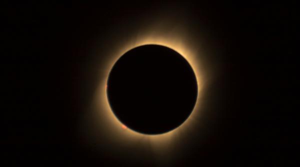 imagini cu eclipsa de soare in ce regiuni e vizibil spectacolul fascinant video