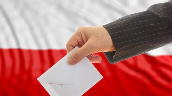 pro europenii din polonia majoritari si dupa alegerile locale