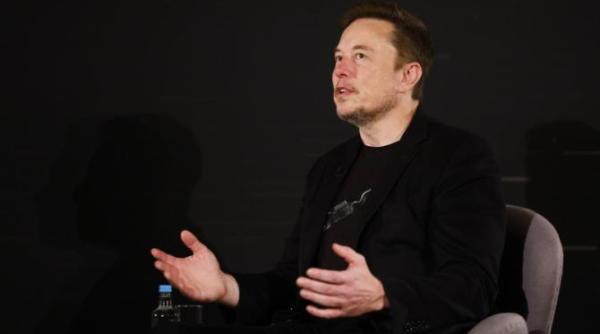 aparitia robotilor este iminenta elon musk avertizeaza ca ia va fi mai inteligenta decat omenirea pana la sfarsitul anului viitor