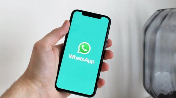 meta reduce varsta minima pentru whatsapp la 13 ani starnind ingrijorari legate de siguranta copiilor