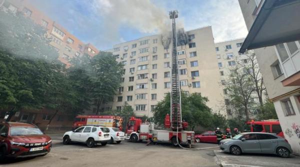 incendiu la un bloc din bucuresti o persoana a murit sunt zece victime adulte si un copil