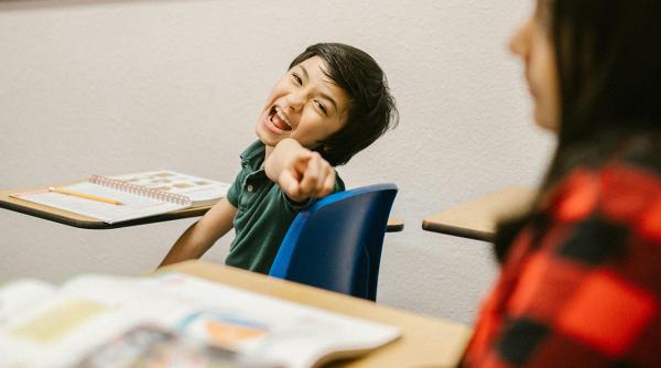 cine sunt campioni la bullying baietii sau fetele raspunsul care surprinde este un fenomen care ne caracterizeaza