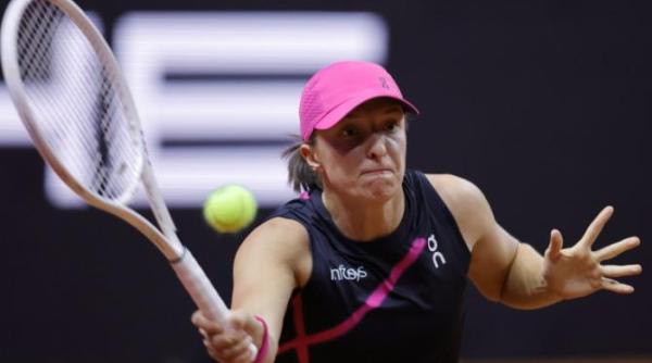 iga swiatek in semifinalele turneului wta 500 stuttgart a stabilit un record important dupa victoria in fata britanicei emma raducanu