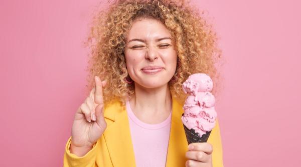 inghetata pe masa autoritatilor dintr un mare oras unde si cand ar putea sa fie interzis deliciosul desert