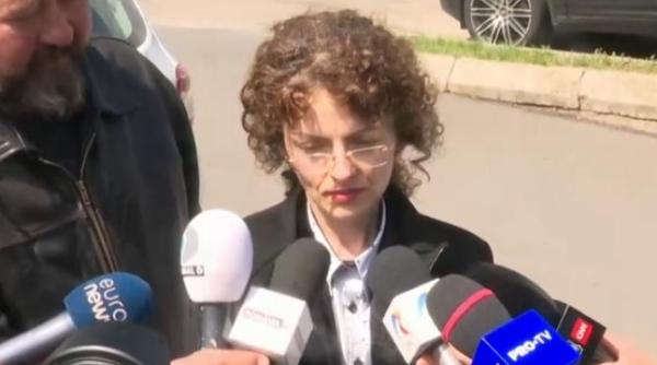 judecatoarea din dosarul lui vlad pascu autoarea unor gafe intolerabile muta in fata presei tace malc