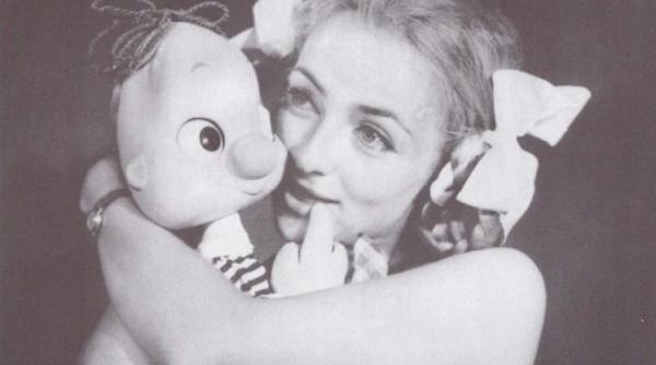 iti mai amintesti de aschiuta ce se mai stie despre daniela anencov actrita care a dat viata celei mai indragite papusi din comunism