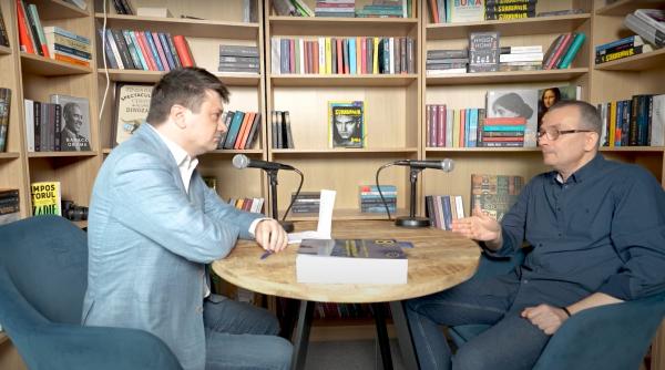 cine a castigat batalia lui basescu dintre filosofi si tinichigii sorin cucerai toata lumea a pierdut