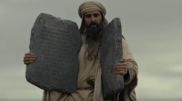 testament povestea lui moise seria tv de paste care face furori pe netflix ce aduce nou pelicula fenomen