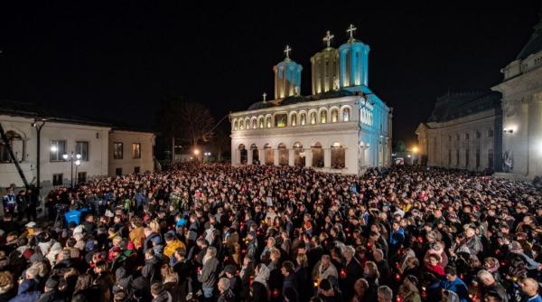 vasile banescu explica de ce slujba de inviere nu are loc in biserica cand incepe si cand se termina sfanta slujba a pastelui