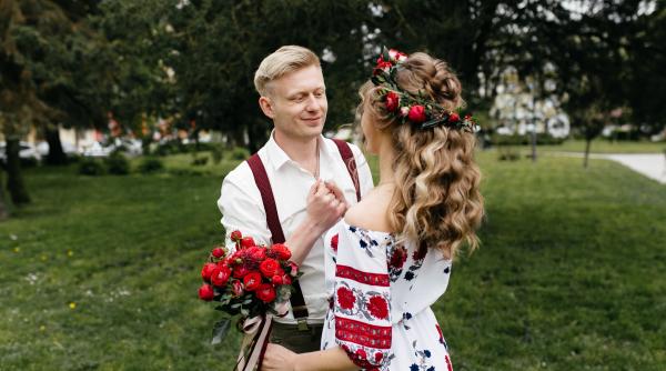 lunea alba din saptamana luminata statu la vase un obicei unic ne intoarcem in timp cu sute de ani