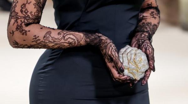 tinutele care au sclipit la met gala 2024 cat a costat un bilet la dineu