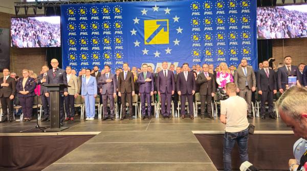 dan motreanu si siegfried muresan au vorbit la arad despre performantele liberalilor in administratie