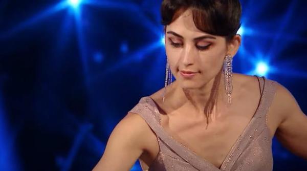 eva aibaz a avut un as in maneca la romanii au talent cu ce a ales sa deseneze si de ce a fost pe placul juratilor