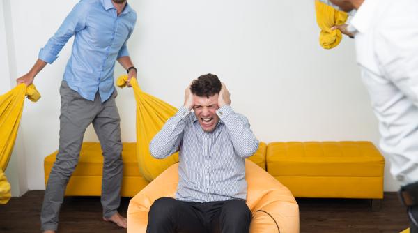 ce se afla in spatele isteriei neurocercetatorul dragos cirneci nu este doar o chestie din creierul nostru