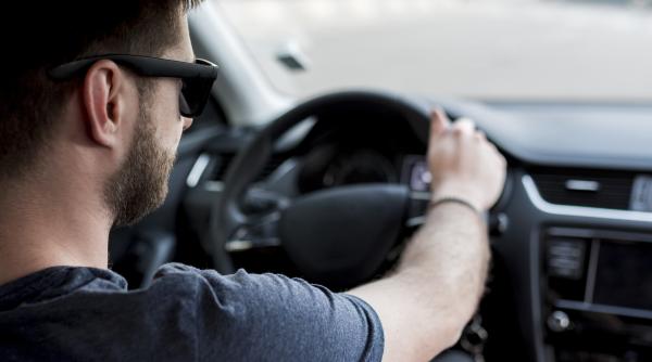 10 ani fara permis auto pentru cei care sunt prinsi bauti sau drogati la volan e oficial