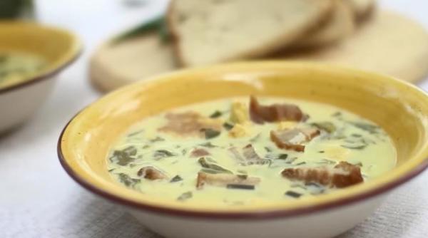 ciorba de salata verde cu afumatura reteta delicioasa