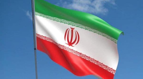 iranul adopta weekendul de doua zile format din vineri si sambata proiect