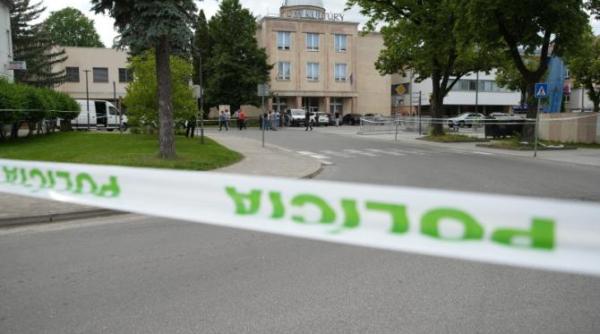 reactii ale liderilor politici la atacul premierului robert fico conducerea uniunii europene socata