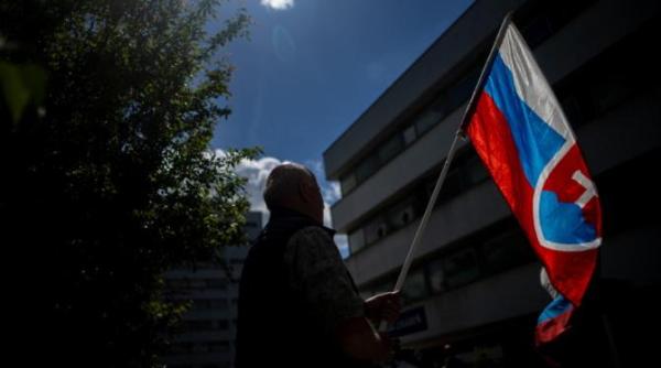 atacul din slovacia val de violente in europa chirieac nu acolo i pericolul