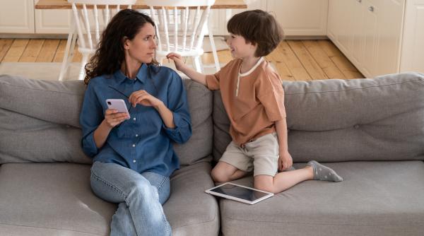 cum sa vorbesti cu copilul pentru a te intelege psihologul costin damasaru este greu mai ales cand are un tantrum dar este singura solutie