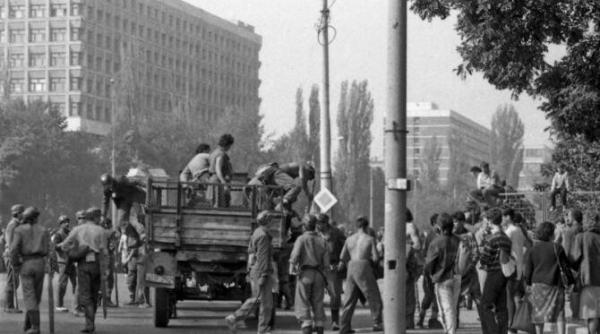 miron cozma furios pe jurnalisti la parchetul general acolo unde este audiat nu a existat mineriada