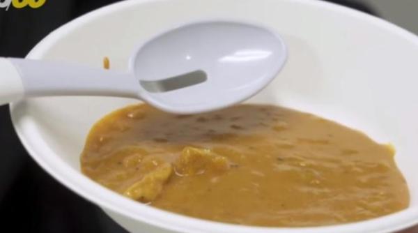 lingura care va ajuta sa mancati sanatos la ce pret se poate cumpara