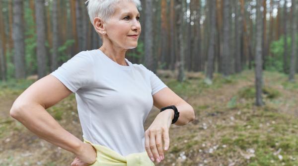 o alergare de 30 de minute sau 10 000 de pasi un studiu dezvaluie care este cea mai buna metoda pentru pierderea in greutate