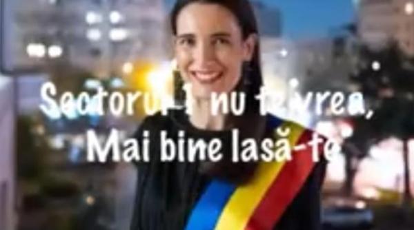 cetatenii sectorului 1 si au facut trupa video ii canta lui armand cu totii ne am desteptat fa ti bagajele si pleaca de tine ne am saturat