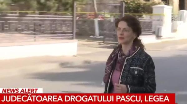 judecatoarea ancuta popoviciu cu un ranjet sfidator a raspuns intrebarilor jurnalistilor dialogul complet in articol