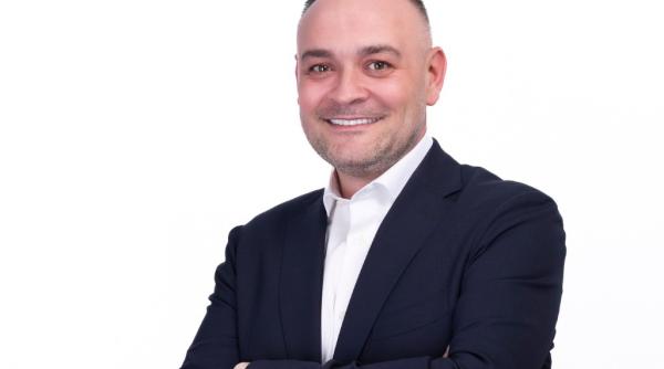 candidatul pentru alba iulia care apare pentru prima data intr o emisiune tv ce obiective are vuscan pentru oras arata foarte frumos dar