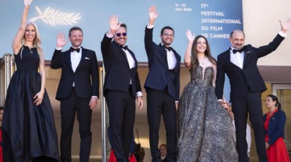 film romanesc despre comunitatea lgbtqia premiat la cannes opera lui emanuel parvu primeste titlul queer palm