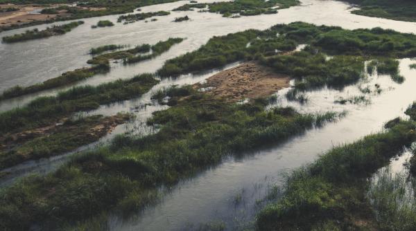 el nino cauza ploilor torentiale ce au marcat primavara lui 2024 ce legatura exista intre modificarea climei si ritmul de urbanizare