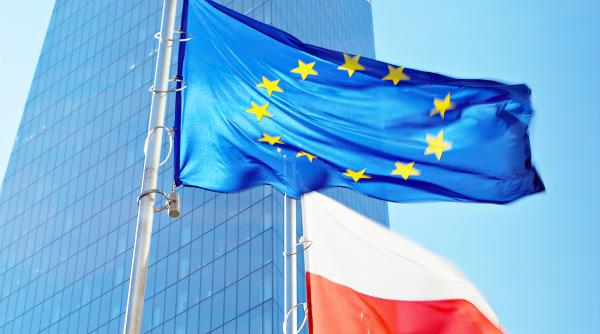 fostul presedinte rus ameninta polonia cu cenusa radioactiva