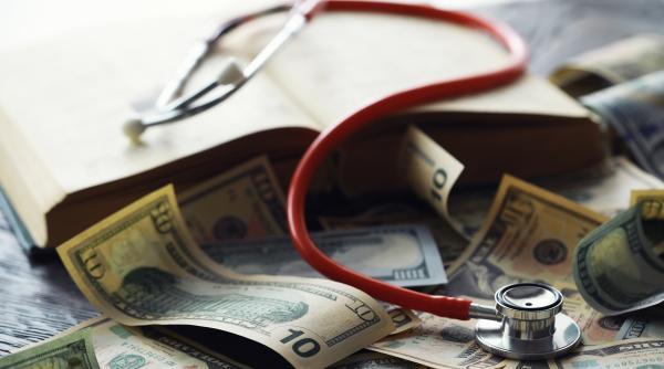 noua lege a malpraxisului mircea timofte presedintele asistentilor medicali eforturi financiare mari pentru practicarea profesiei