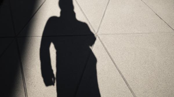 putin ar fi incercat sa deturneze serviciul de spionaj al austriei totul ar fi inceput cu sunetul unei sonerii in 2018 cine ar fi spionul recurtat de natasa un model erotic