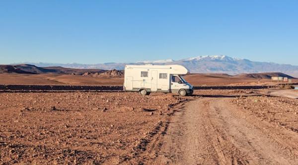 un barbat din suceava a vrut sa si cumpere o autorulota in urma unui anunt pe facebook dar a ramas fara 11 000 de euro