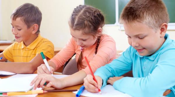 program foarte simplu pentru copiii cu medii mici bogdan cojocaru ii putem ridica la o medie de cel putin 7 primesc si o masa calda