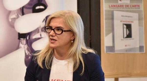 alina bargaoanu a lansat volumul ne pacea informationala cine pierde si cine castiga in epoca hiperconectivitatii