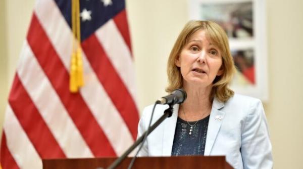 ar trebui romania sa dea ucrainei un sistem patriot ambasadoarea sua la bucuresti kathleen kavalec noi toti ne aparam unii pe altii si avem grija unii de altii