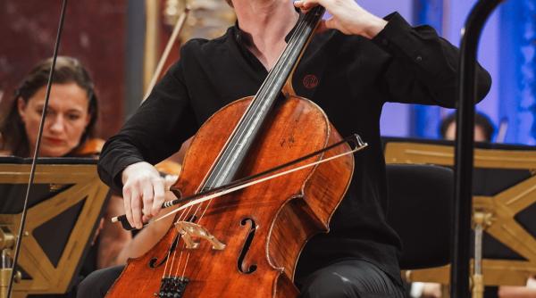 premiera mondiala la bucuresti piesa consolations compusa de coreeanul shin kim pe o scena din romania