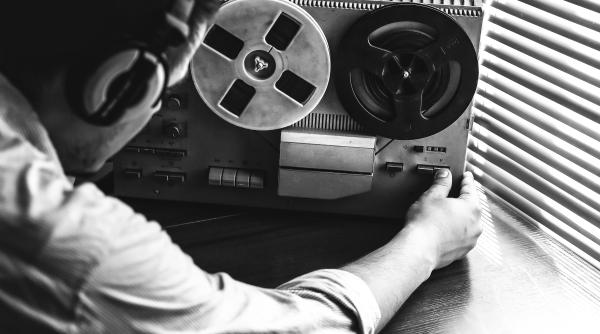 bulai spune care este marea problema cu filmele romanesti probabil ca si tehnica a fost mai putina valcu fa mi o opera de arta ca realism am acasa