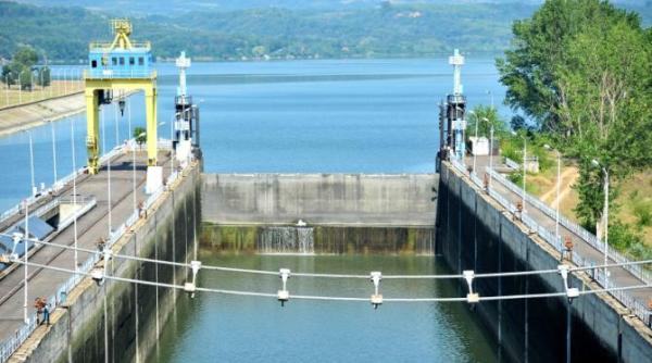 serbia da din casa oficialii de la belgrad anunta ca se va construi hidrocentrala portile de fier iii in coordonare cu romania