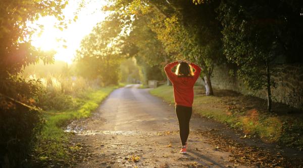o femeie care se plimba a descoperit accidental o comoara uriasa veche de peste 900 de ani foto