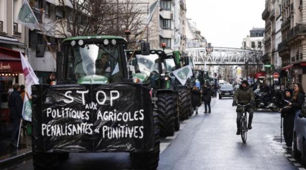 revolta inainte de europarlamentare agricultorii francezi si spanioli au blocat drumurile video