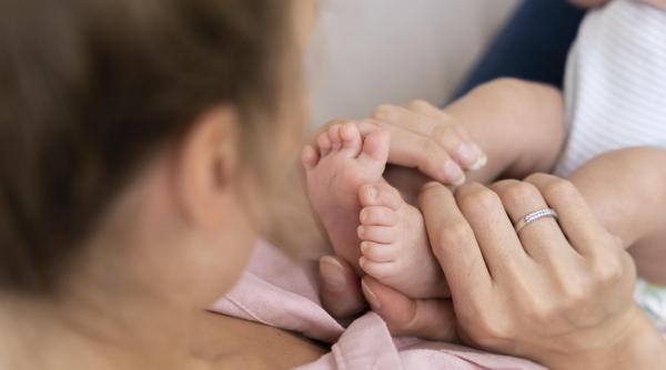 riscurile la care sunt supusi copiii nascuti prematur dr cornelia preda sanador cauzele aducerii pe lume inainte de termen